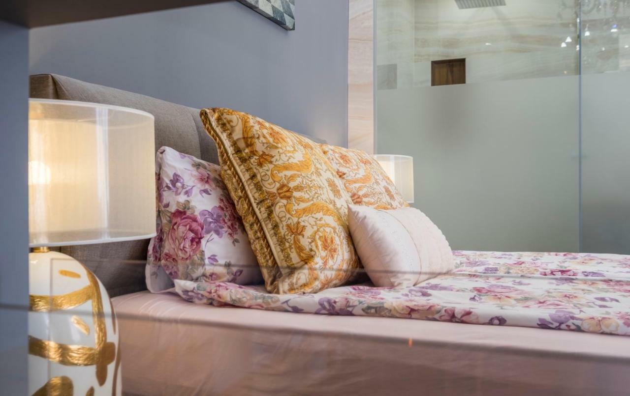 Parliament Sofia - Top Center Luxury Apartment Екстериор снимка